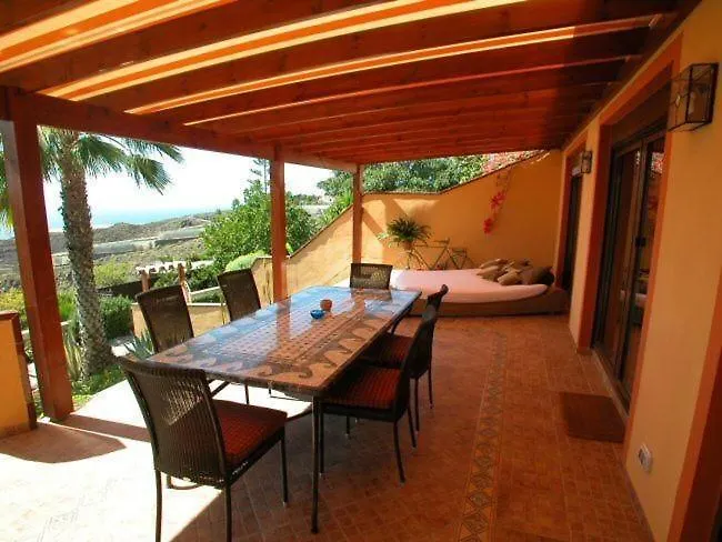 Casa Alhambra Mit Gemeinschaftlichem Pool 기아데이소라